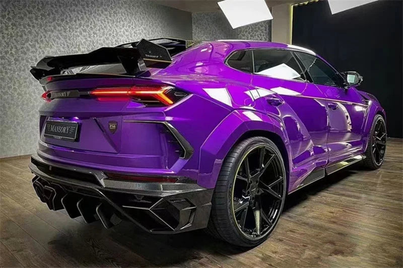 Perfect Fit M-shaped Dry Carbon Body Kit for Lambor Ghini Urus, Front and Rear Bumpers