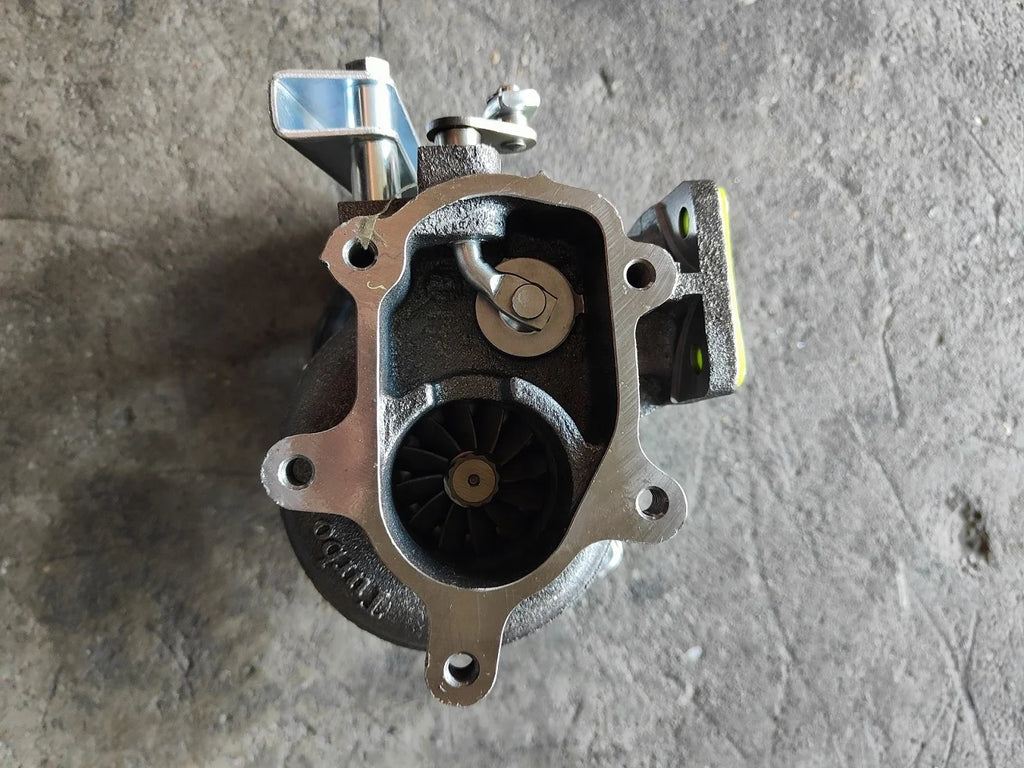 Genuine Original Factory Price Wuxi Turbocharger YN33CRD1 YN38CRD1JINBEI Truck