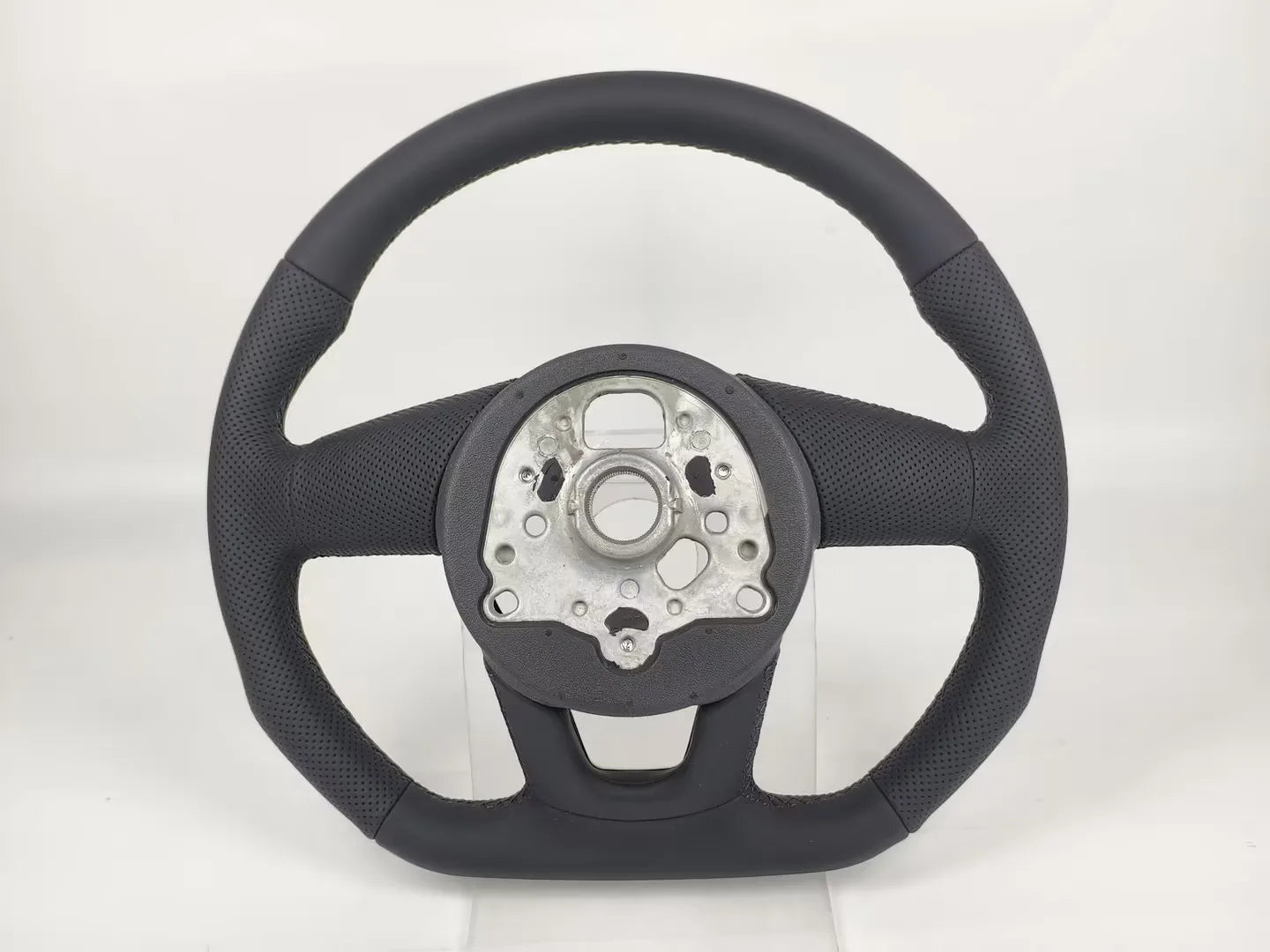 For Audi A3 A4L A5 A6L A7 Q2L Q3 Q5 Q5L Q7 B9 Steering Wheel Hot-Selling High-quality Steering Wheel
