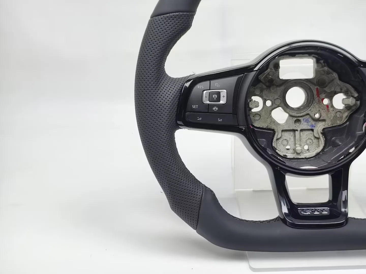 Sport Style Half Leather Carbon Fiber Steering Wheel for VW Volkswagen Golf 5 6 7 R MK5 MK6 MK7 MK7.5 Gti Polo Passat CC B8 B6